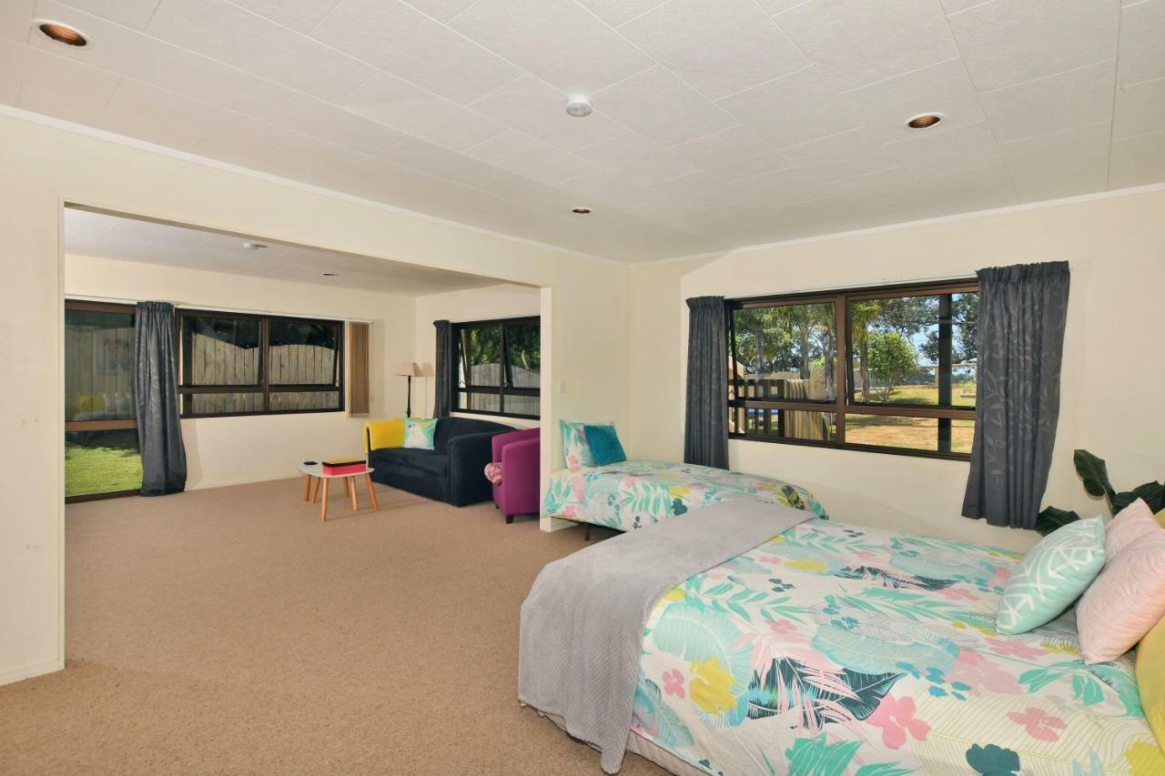 Ridge Haven Accommodation Ruakaka Exterior photo